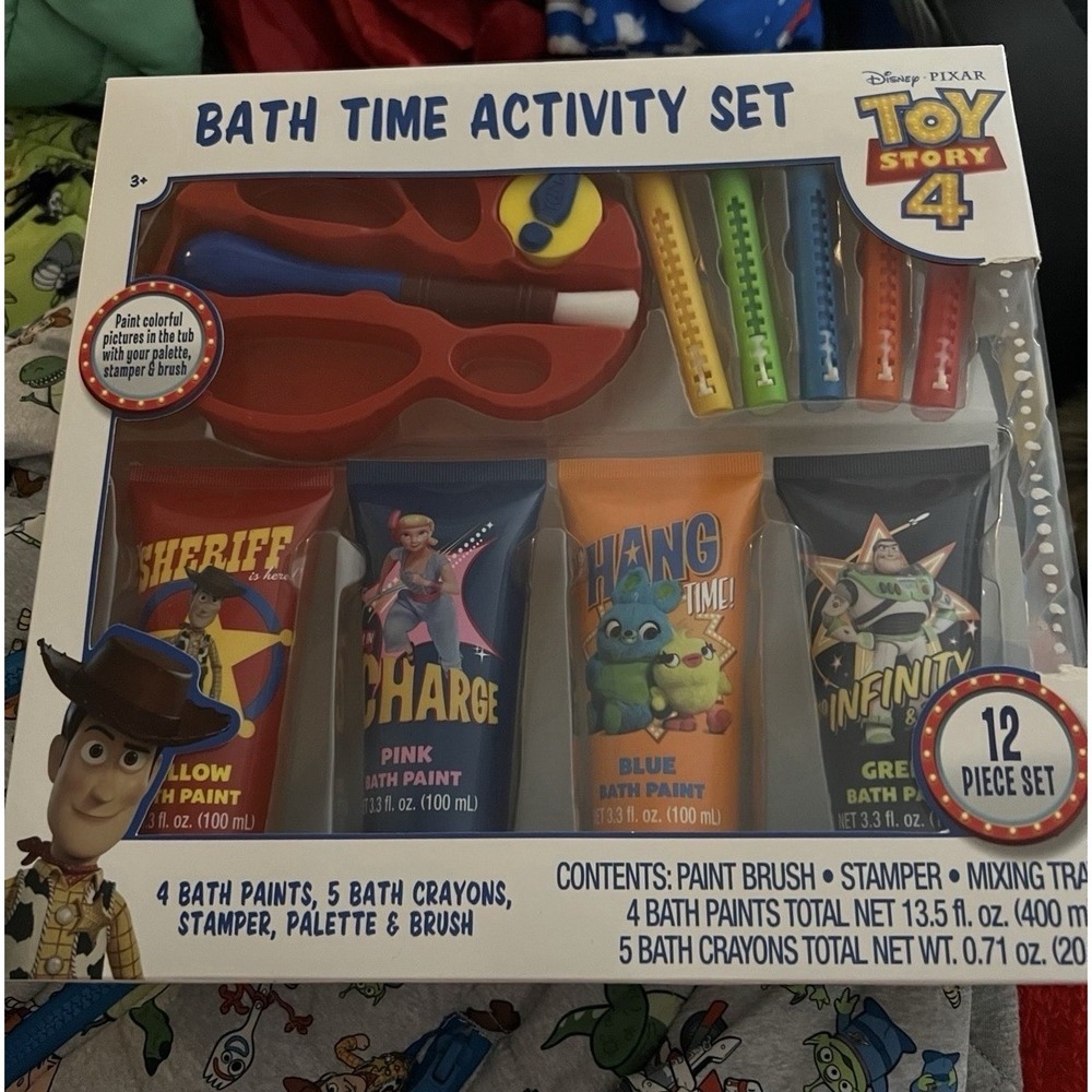 Disney Pixar Toy Story 4 Bath Time Activity Set Paint Crayons Brush NEW OPEN BOX